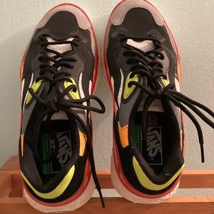 Vans Off The Wall City Trl Shoes Black/True White